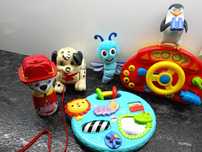 Zabawka sensoryczna fisher Price oraz pozostałe dodatki
