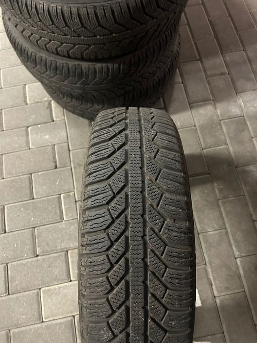 Opony zimowe 165/60 15R - świetny stan