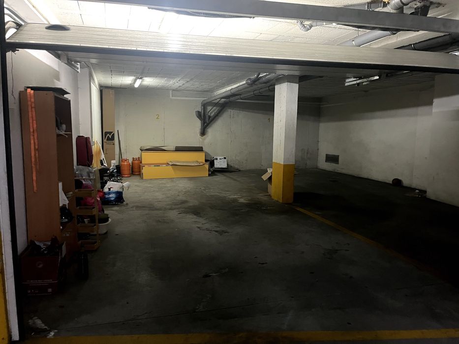 garagem fechada em Monção