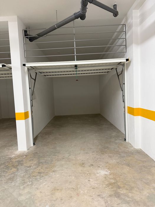 Apartamento T2 (Passionistas) Novo, último andar para arrendamento
