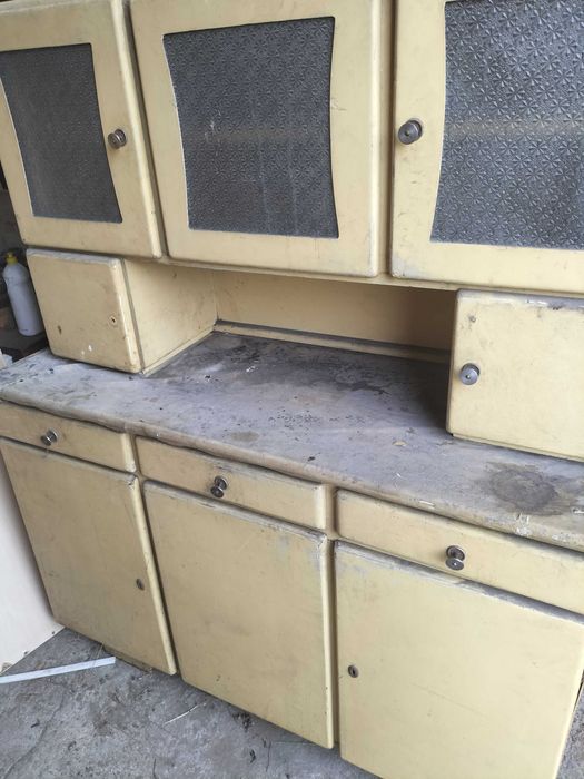 Kredens kuchenny prl