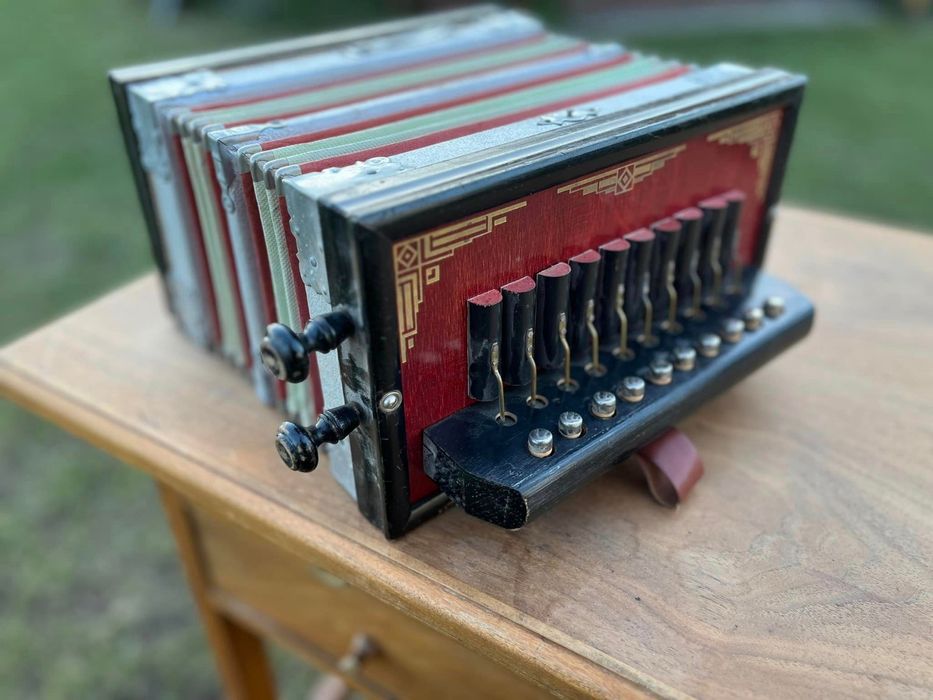 Dziecięcy akordeon antyk