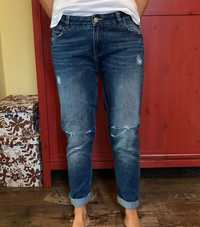 Świetne damskie jeansy Reserved typu Boyfriend r. 36
