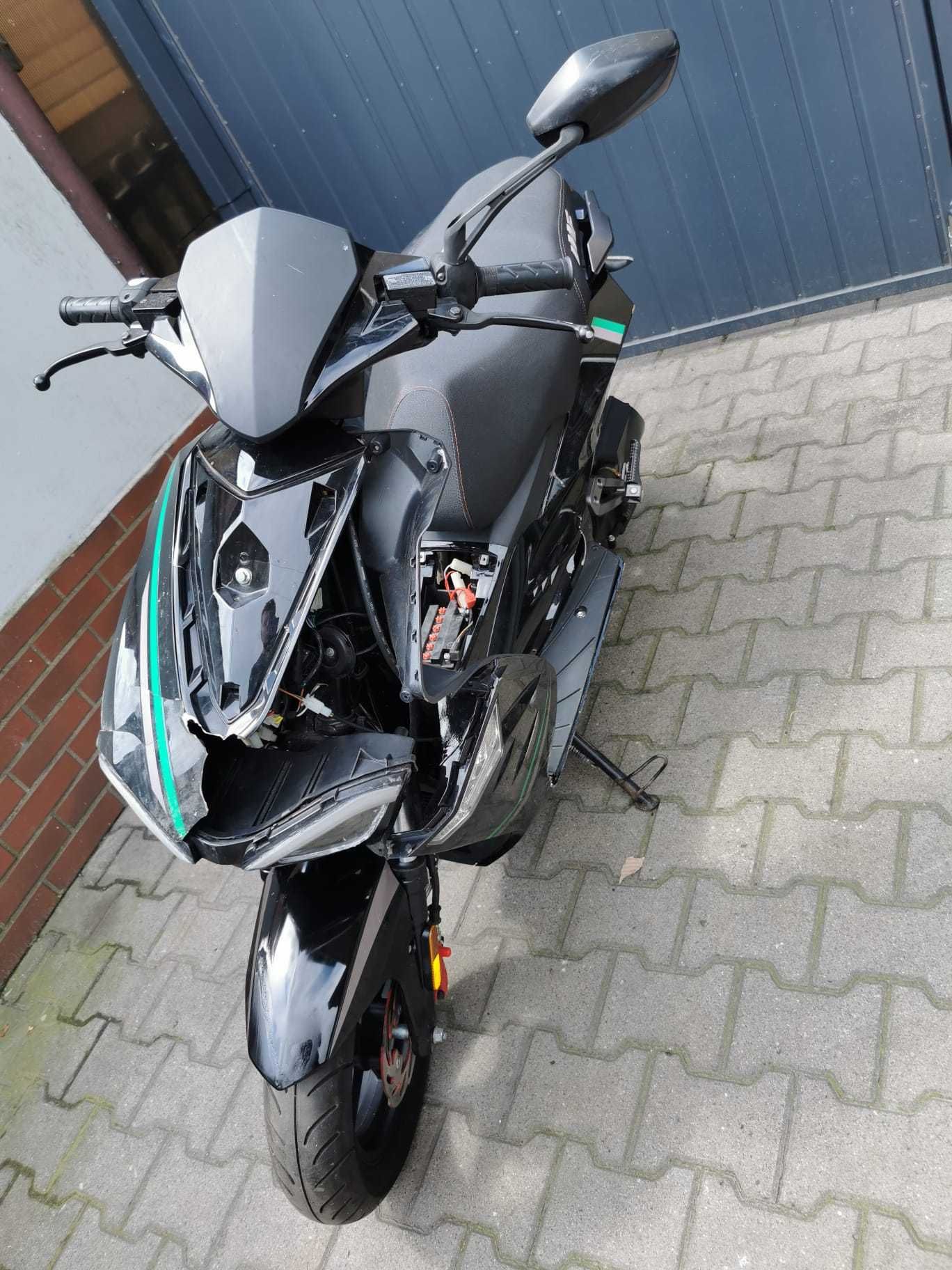 Skuter IMF ULTIMATT 2023R 4184km Junak, Barton