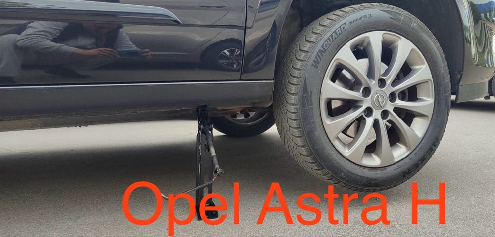 Продам домкрат ОРИГІНАЛЬНИЙ на Опель GM, балонники