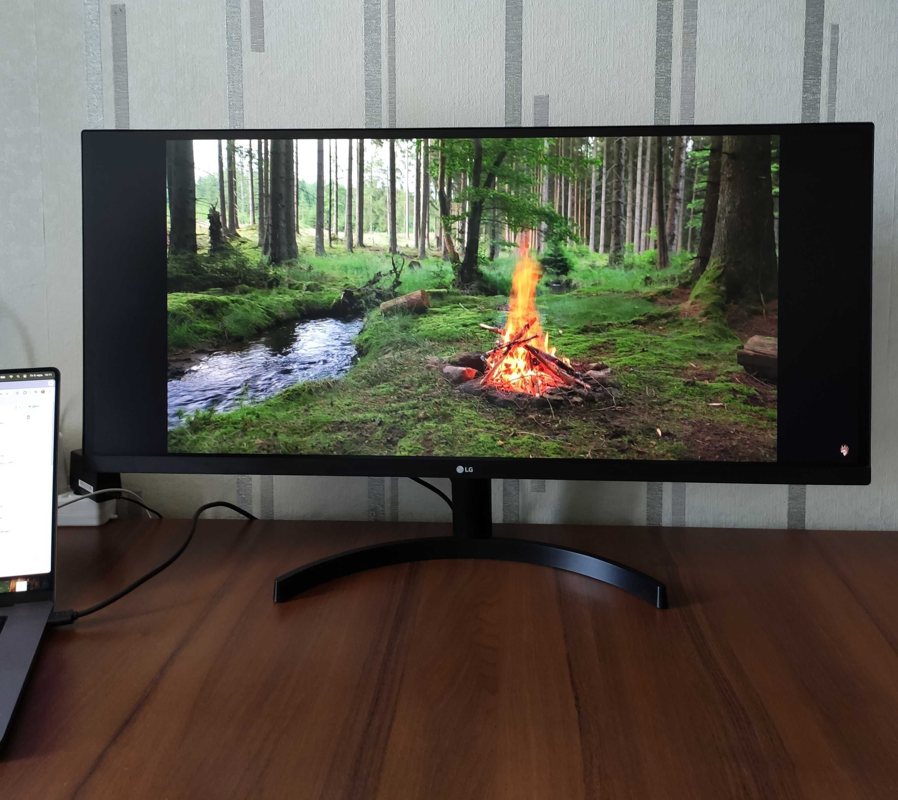Монітор 34" LG UltraWide 34WQ500-B