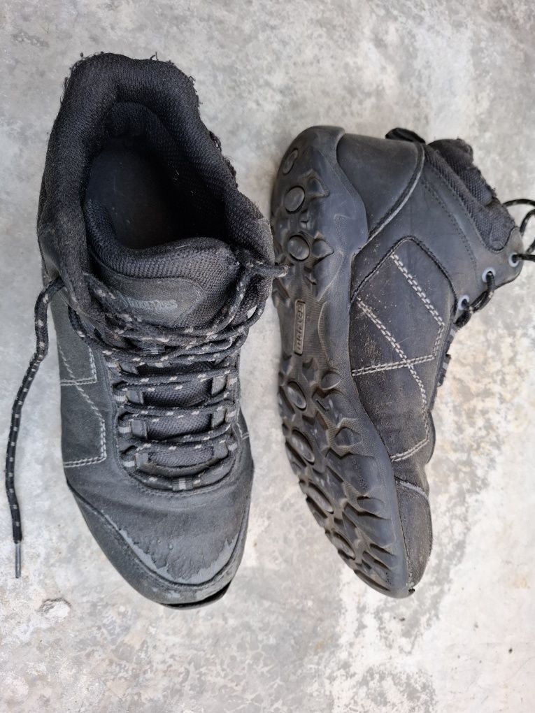 Buty 39  treking do ogrodu Martes
