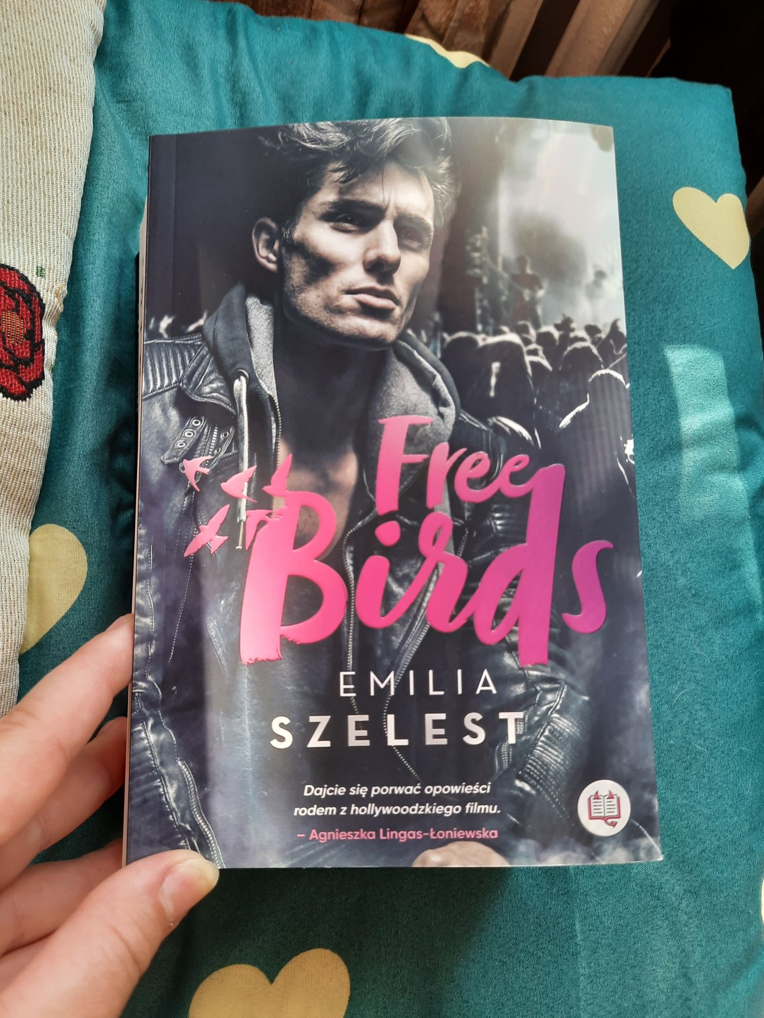 Książka "Free birds" - Emilia Szelest