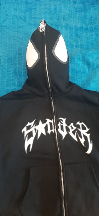 Кофта ZARA и кофта веном