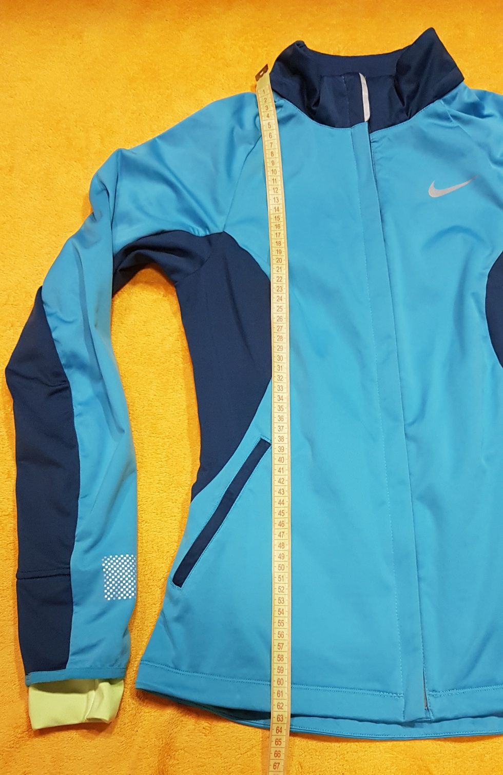 Куртка  Nike Shield MAX