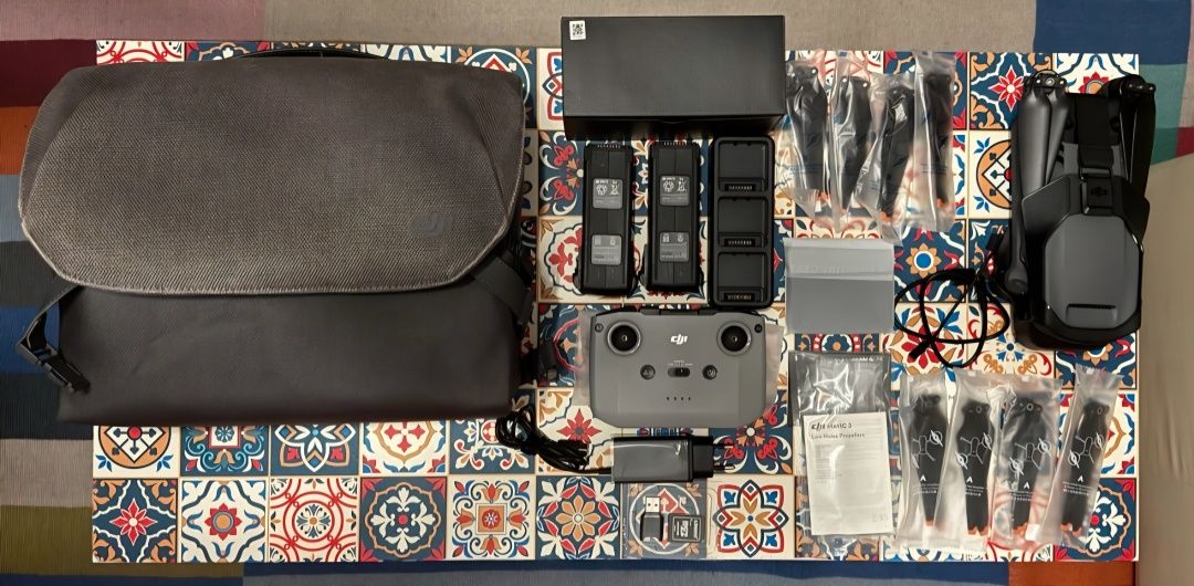 Dron Dji mavic 3 fly more combo