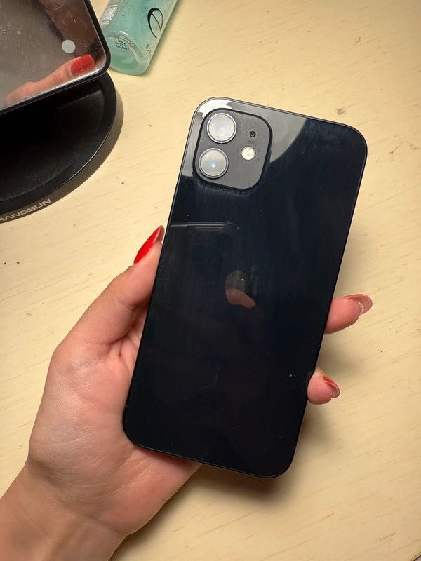 iPhone 12 Normal