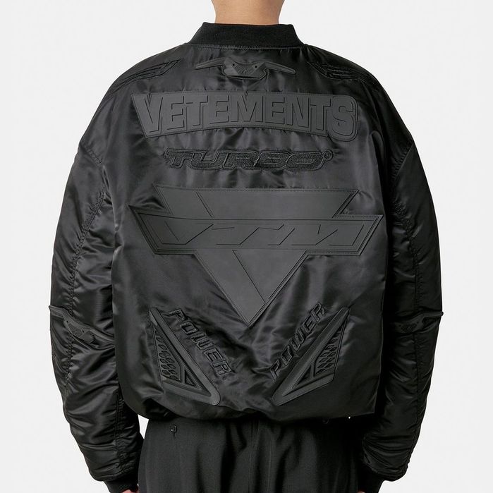 Бомбер Vetements (В Наличии С, М, Л)