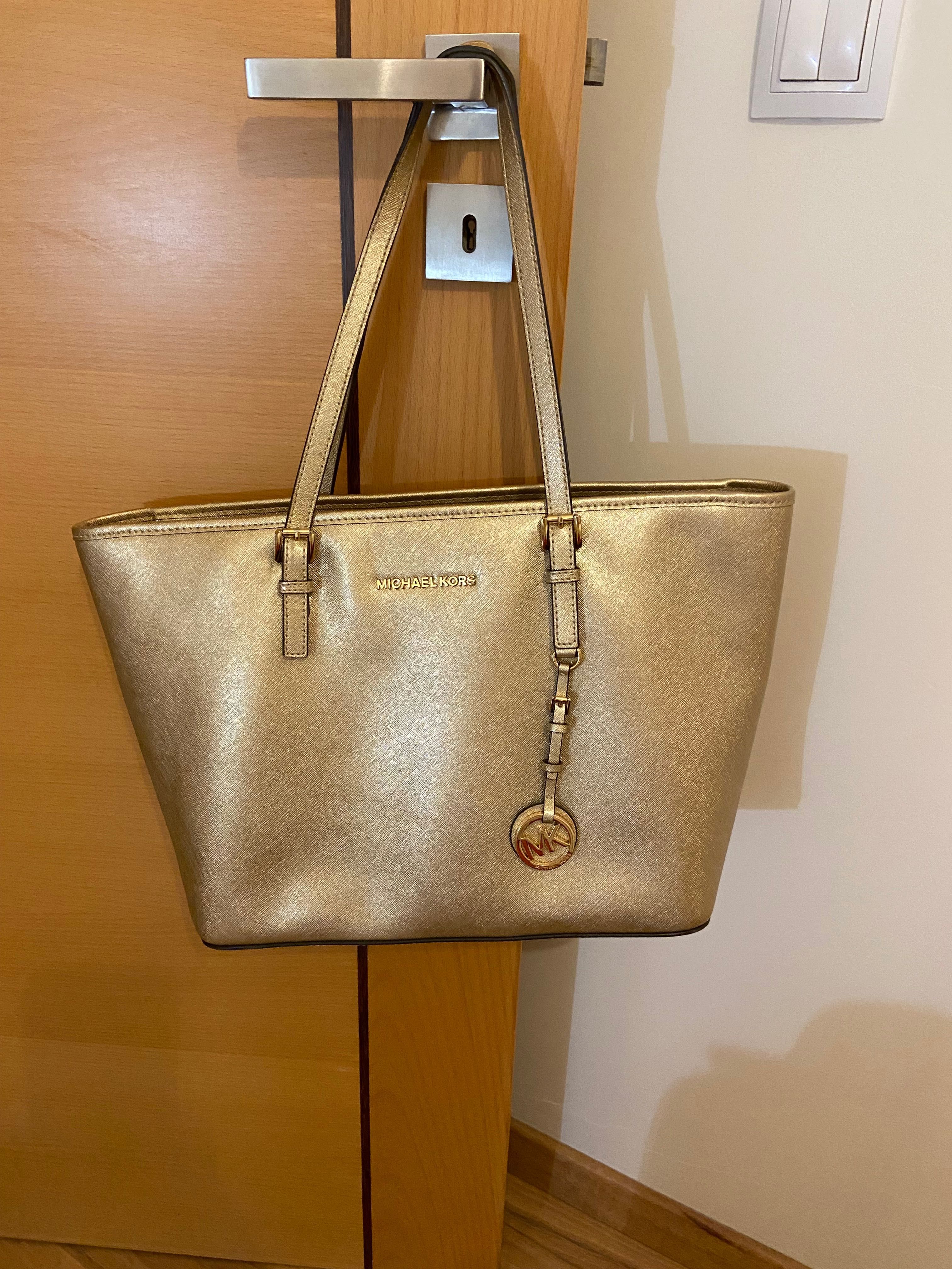 Mala Michael Kors