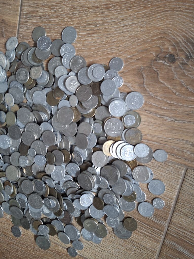 Monety luzem, całość z pudełka powyżej 2 kg, bardzo dobry stan
