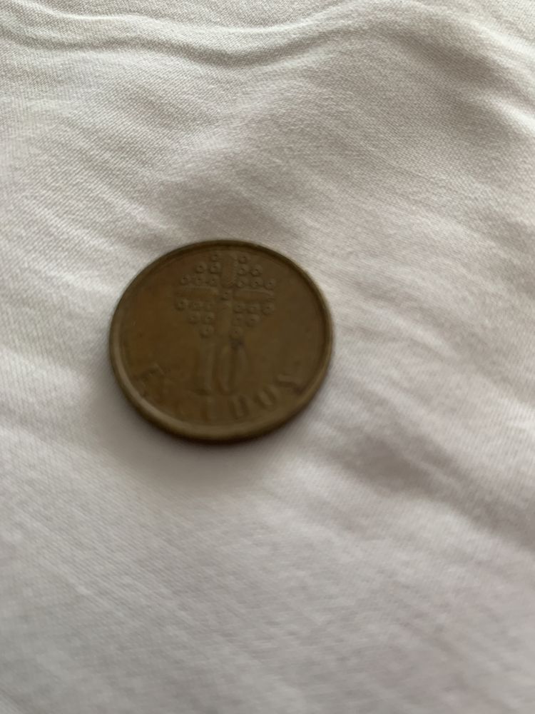 Moeda de dez escudos de 1990