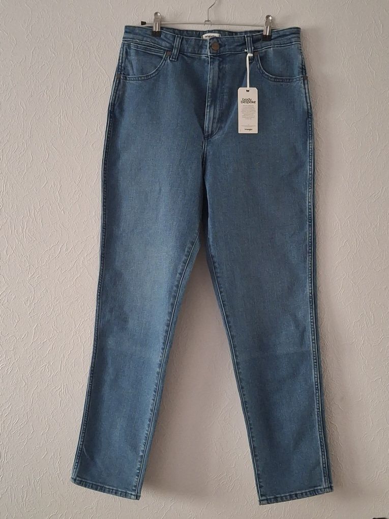 Джинсы женские новые Wrangler W31L44