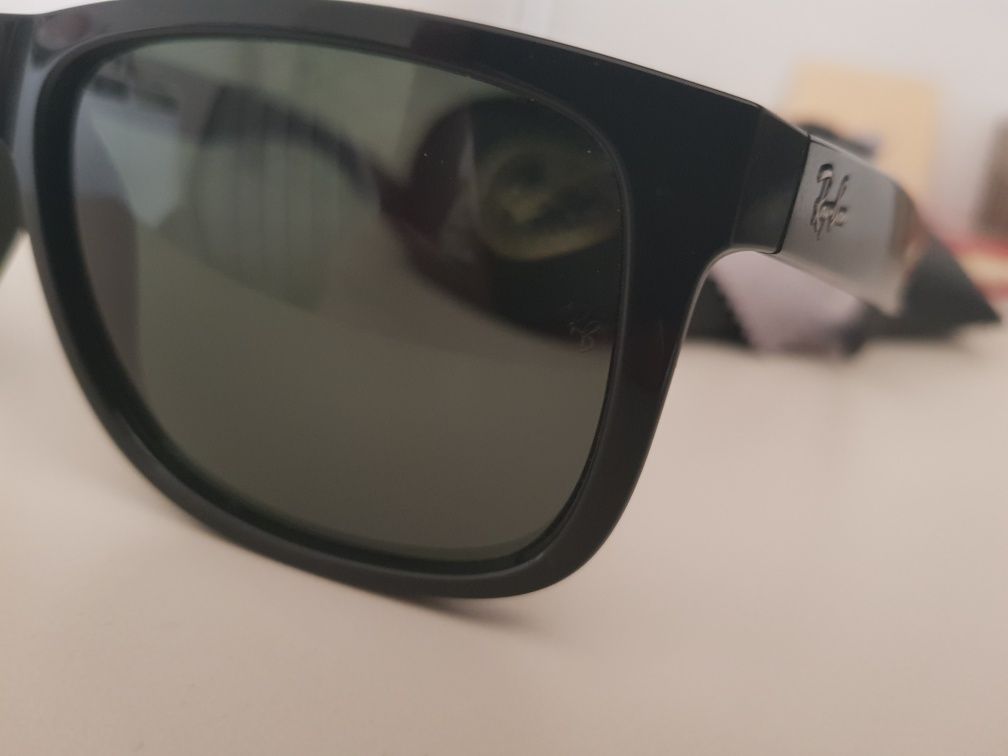 Продам сонцезахисні окуляри Ray Ban