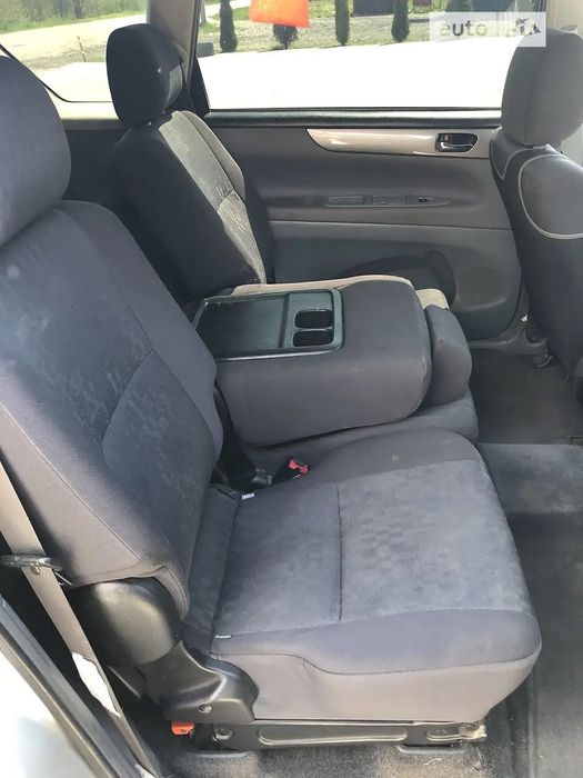 Toyota Avensis Verso