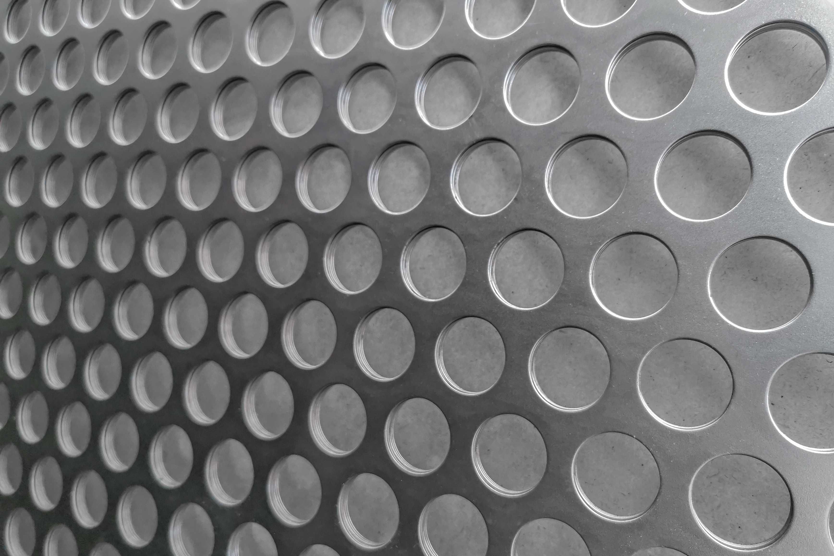 Blacha perforowana Rv STAL SUROWA OCYNK na wymiar METALTECH Września