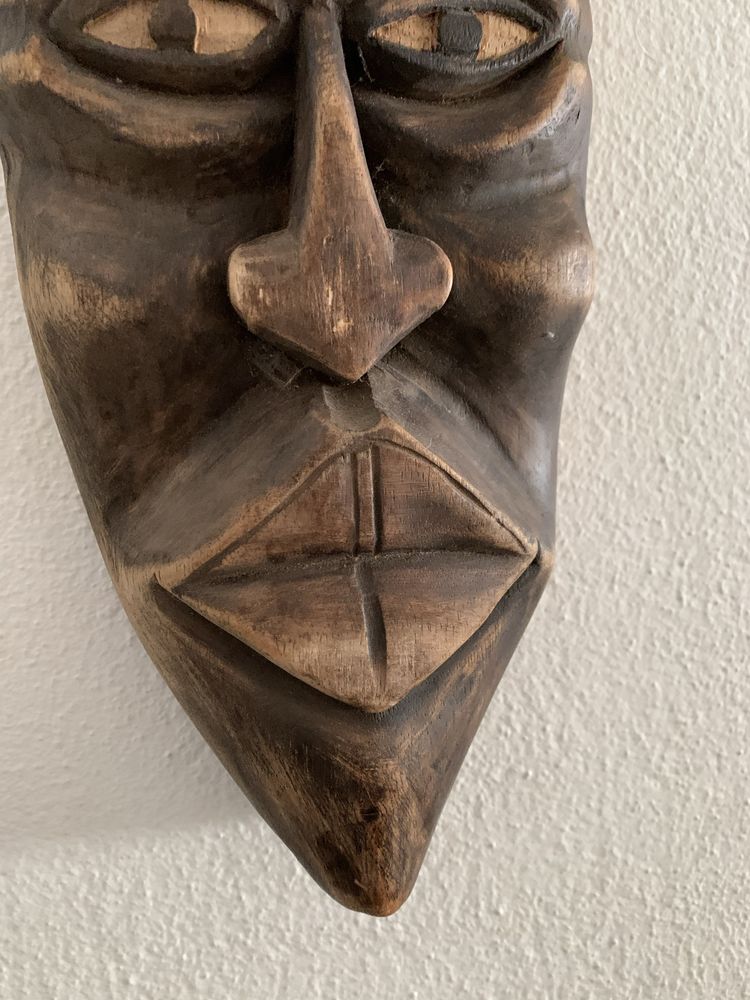 Máscara decorativa africana
