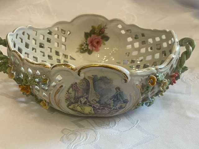 Porcelanowa ażurowa patera Berlin