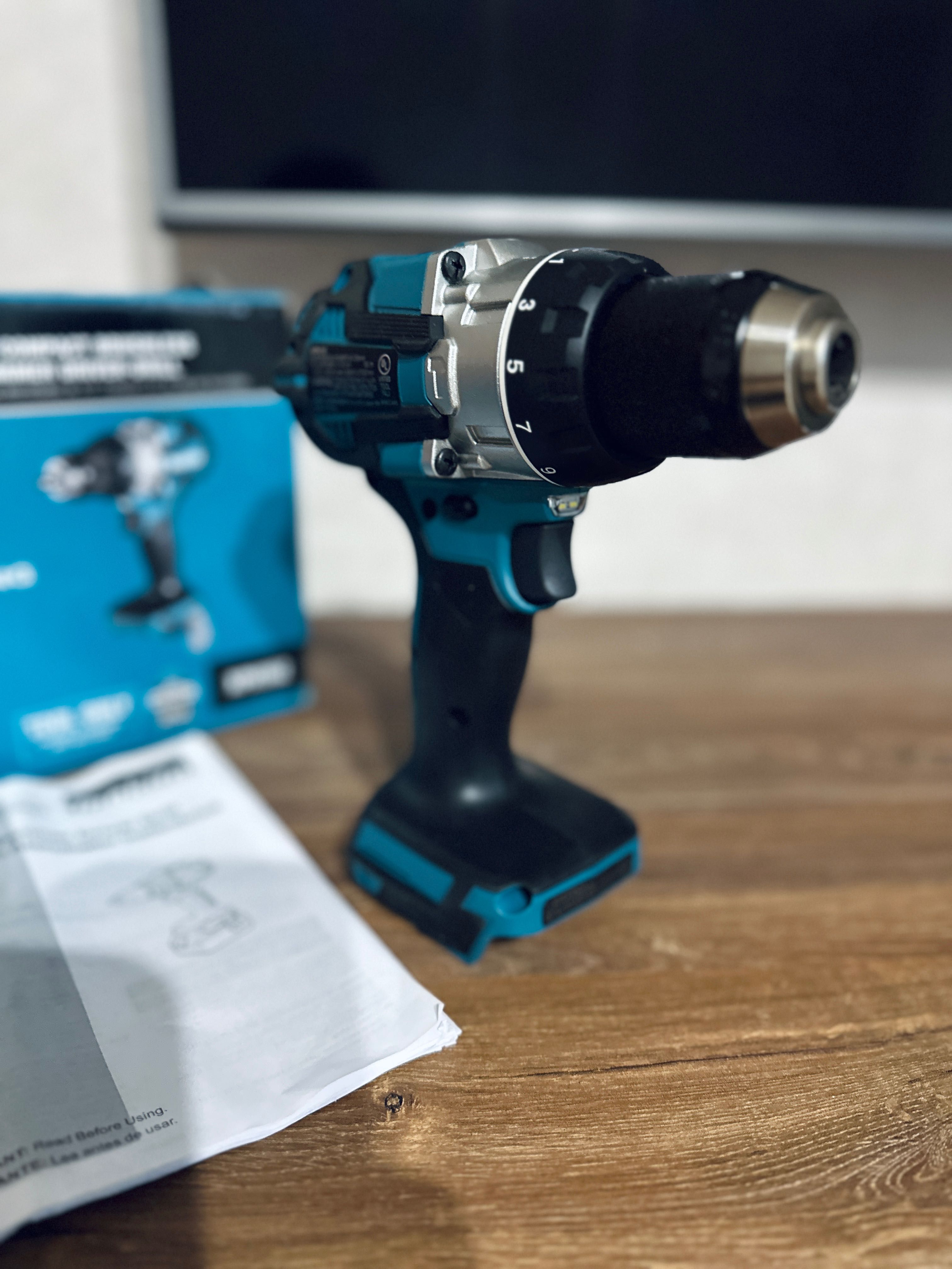 Шуруповерт / дрель Makita XРН16