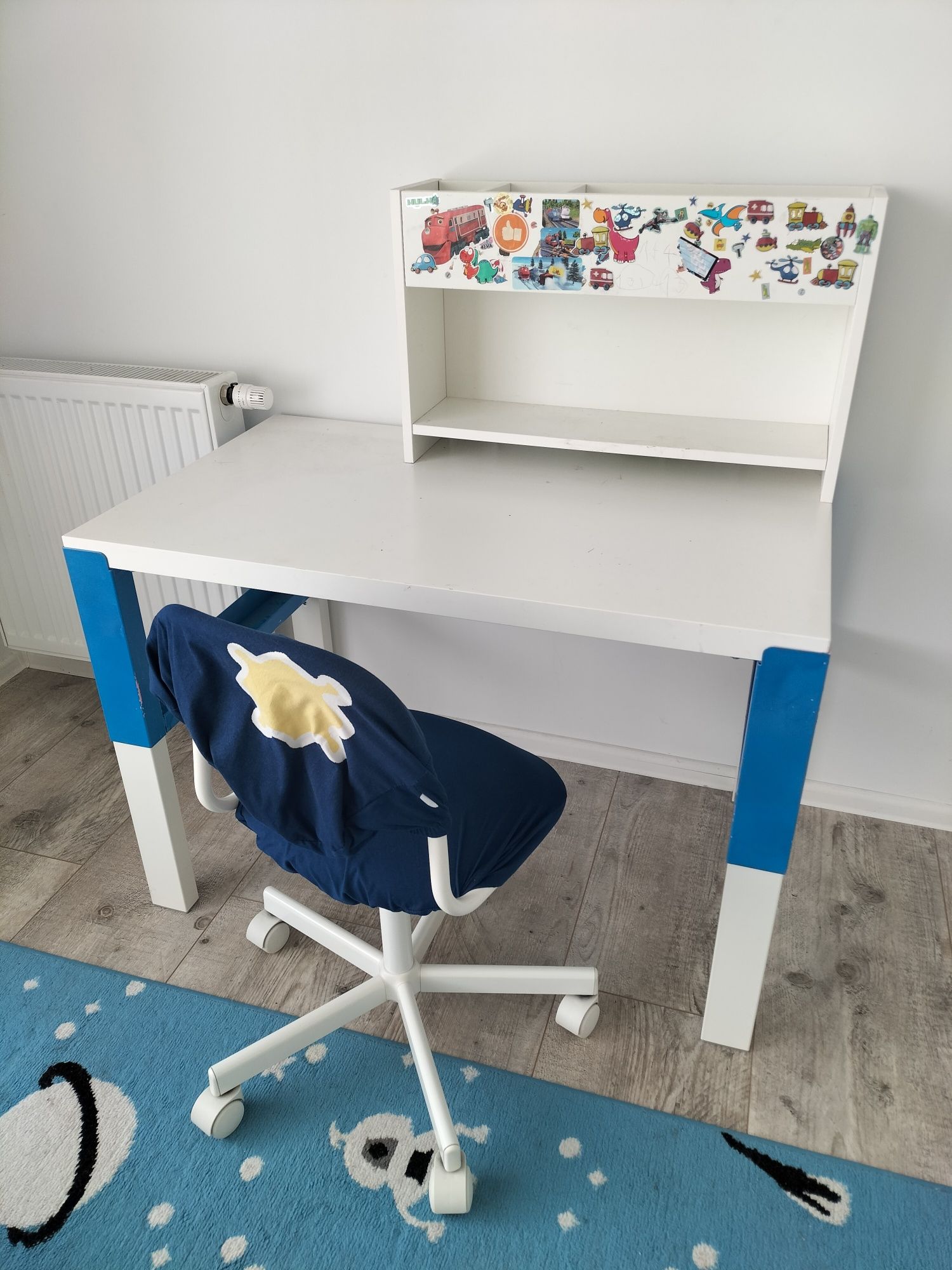 Biurko IKEA plus krzesło