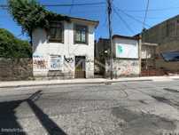 Moradia para remodelação - centro de Fânzeres