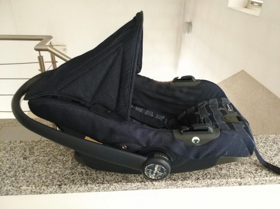 Carrinho e ovo de bebe para desocupar