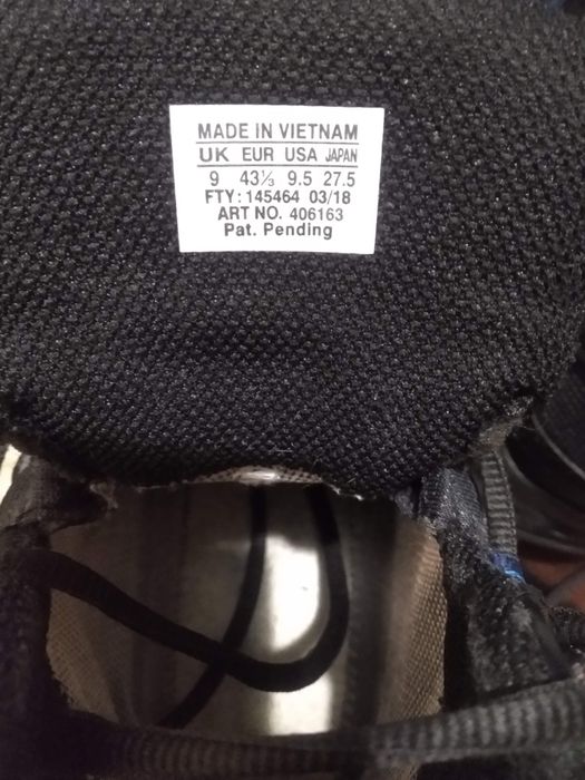 Продам чоловічу обувь Salmon