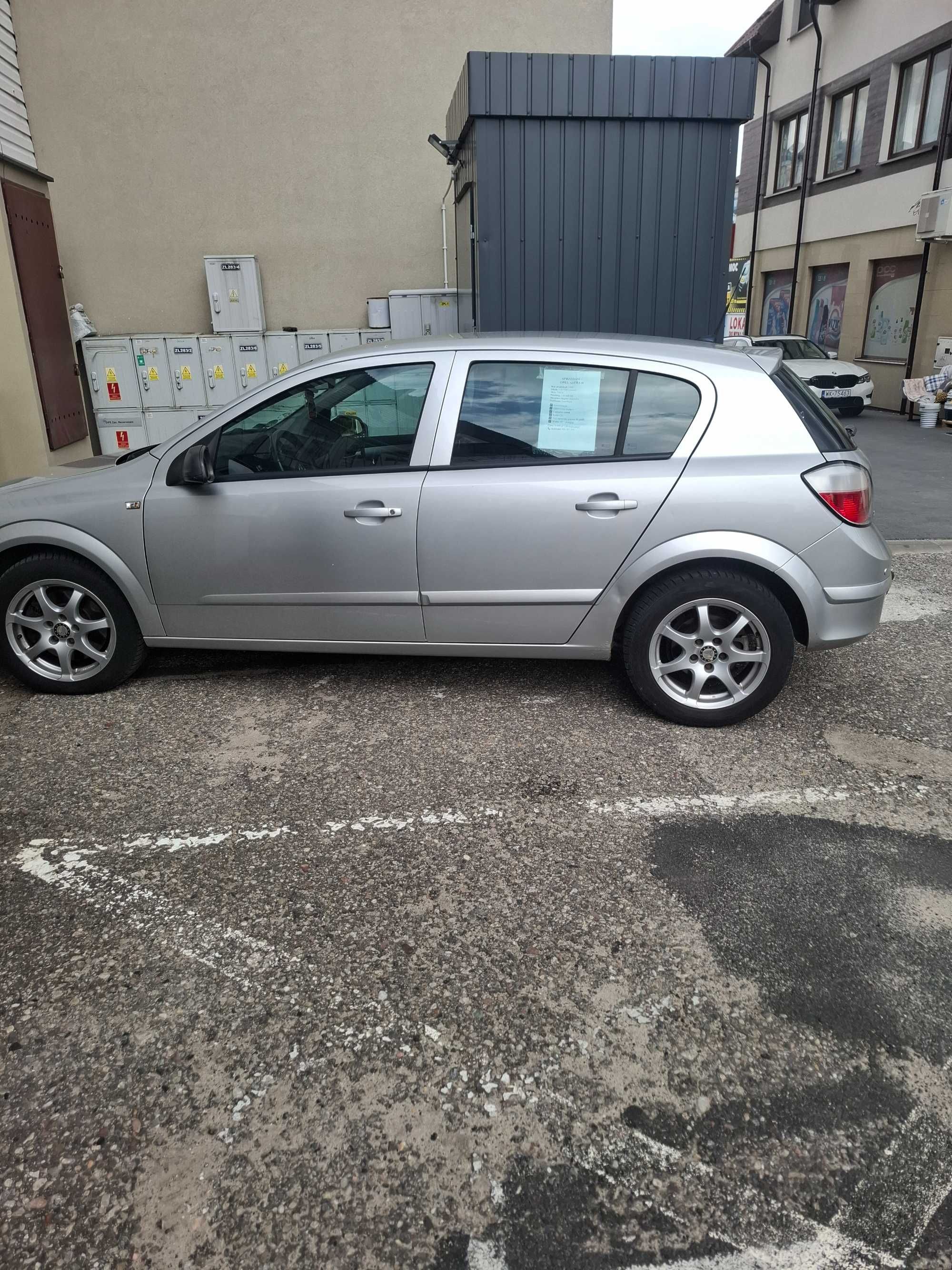 Opel astra h super stan