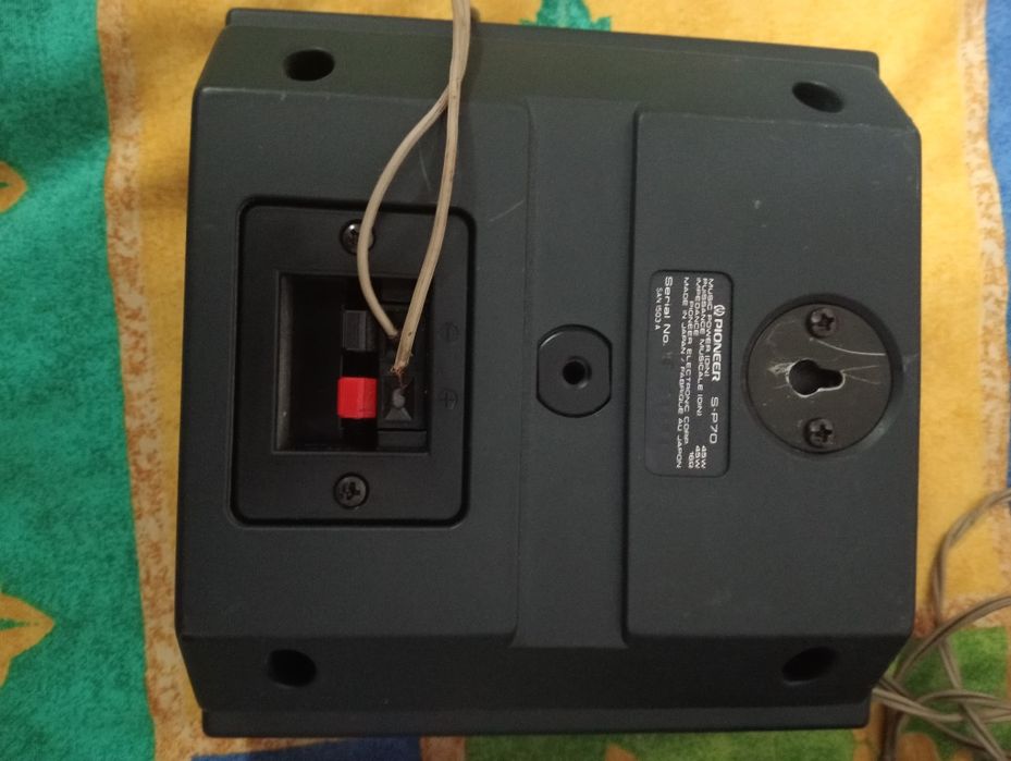 Colunas da Pioneer  pequenas