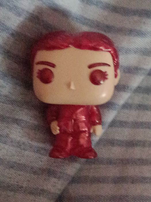 фігурка Макс зі ізнанки Кіндер Джой дивні дива