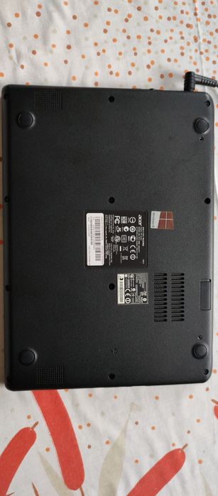 Продам ноутбук на запчастини без ssd