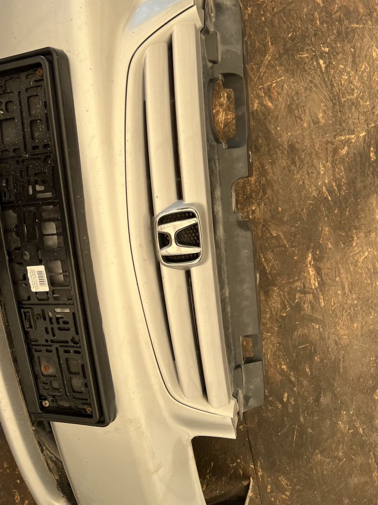Zderzak przod przedni honda civic VII sedan srebrny