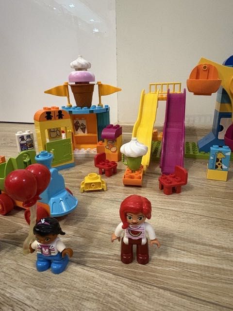 Lego Duplo 10840 Wesołe Miasteczko