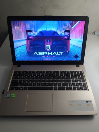 Ігровий ноутбук ASUS R540UB