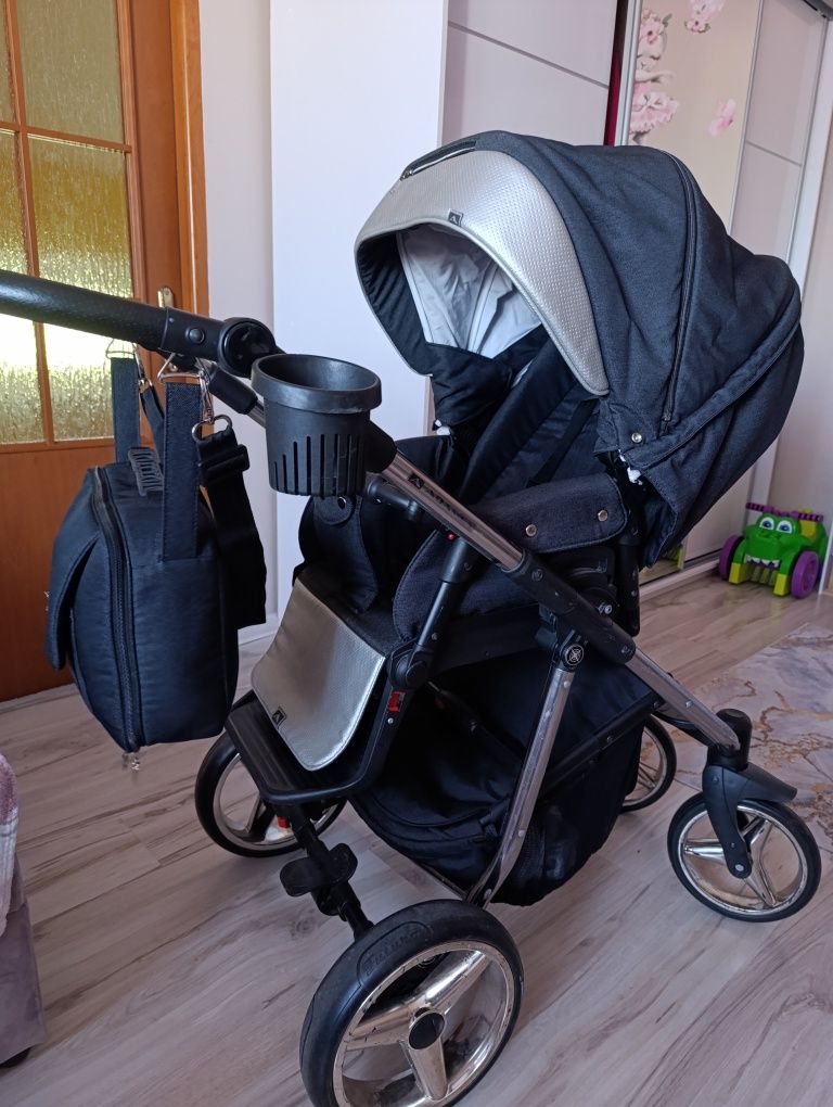 Wózek Adamex Reggio 2W1 + GRATIS Fotelik Nosidełko