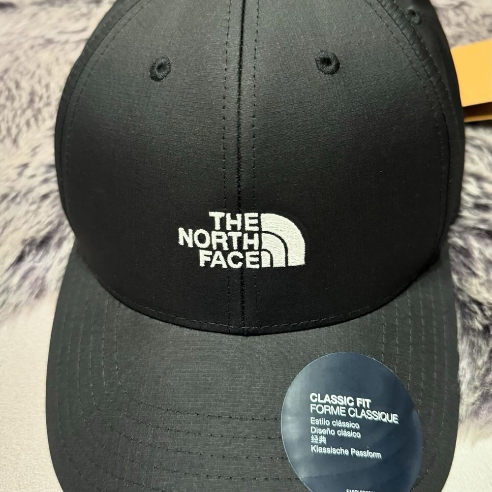 Нова нейлонова кепка The North Face вишитий лого One size