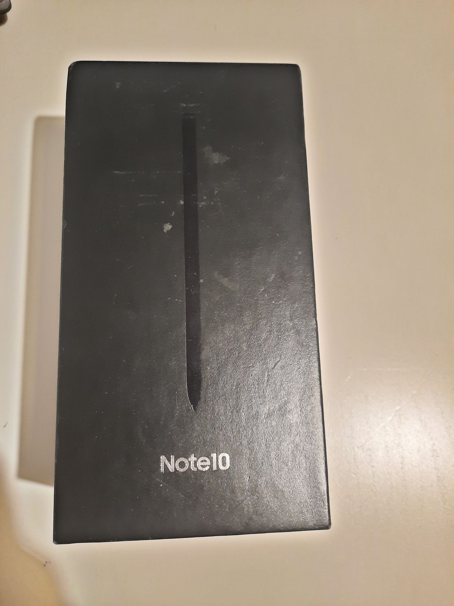 Oddam kartonik Galaxy Note 10