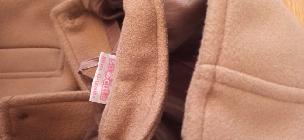 Płaszczyk jesienno- wiosenny dla dziewczynki rozm. 86 cm