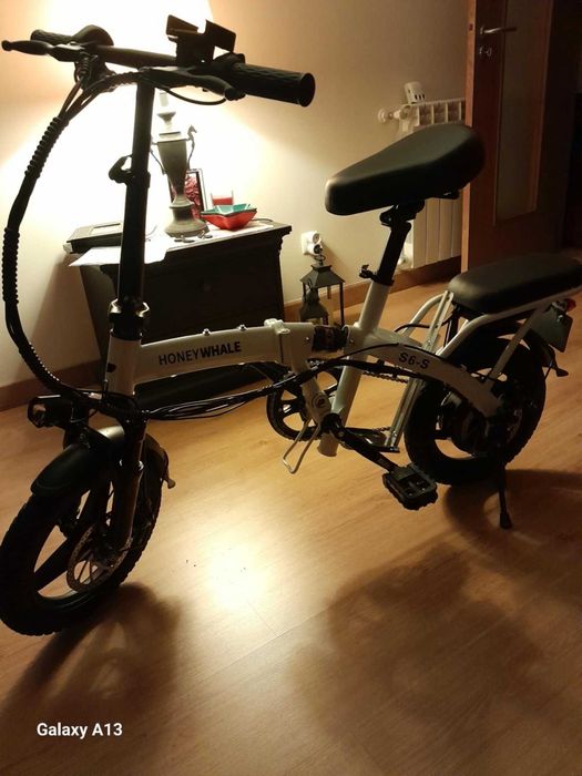 Bicicleta electrica Honey Whale nova