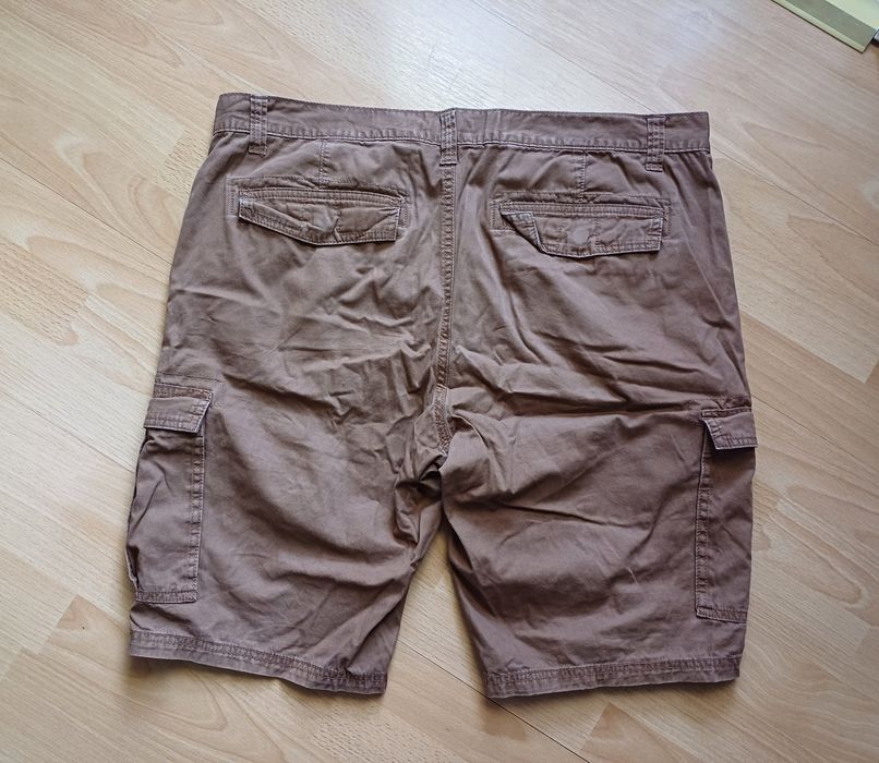 Szorty męskie z kieszeniami