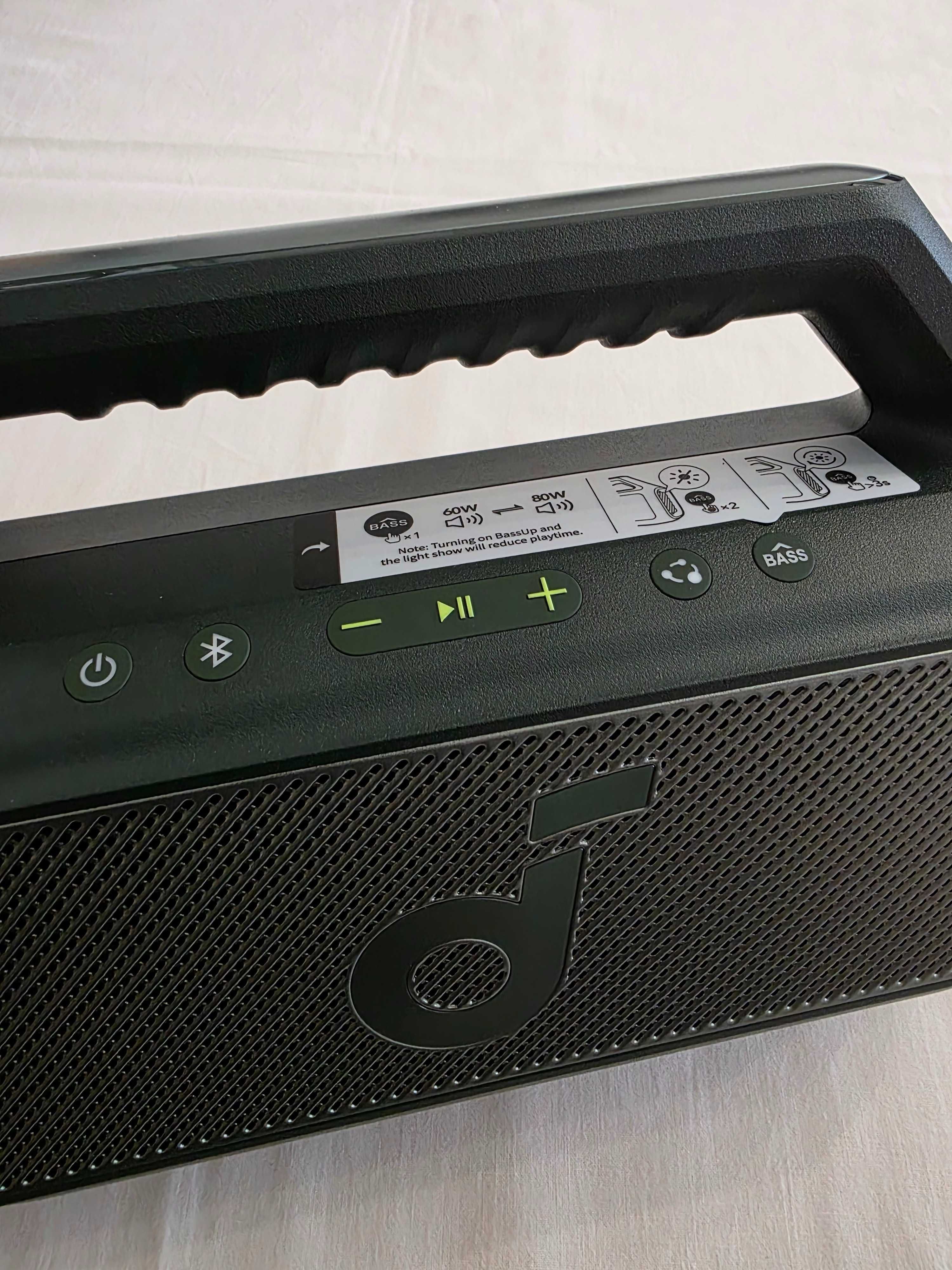 Głośnik SOUNDCORE Boom 2 by ANKER zielony / NOWY ale nie włącza się!