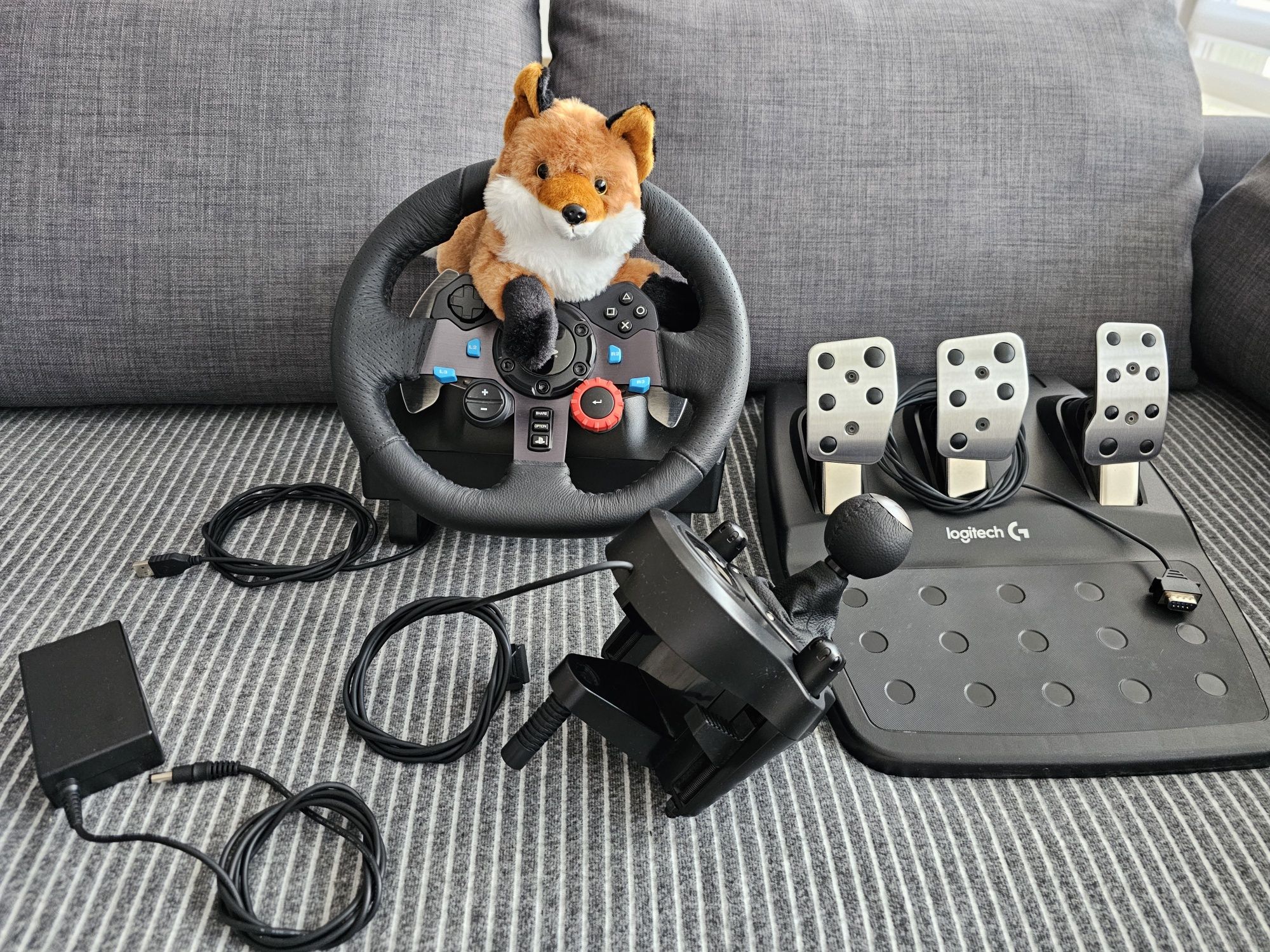 Zestaw Kierownica Logitech G29 driving force i skrzynia biegów Shifter