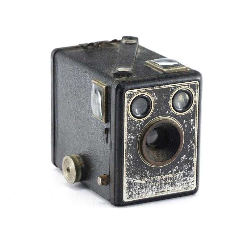 KODAK, Máquina fotográfica muito antiga