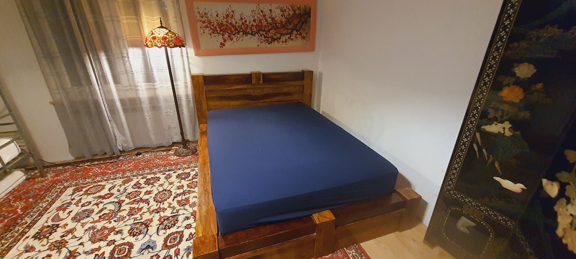 Łóżko  z lite drewna tropikalnego teak palisander