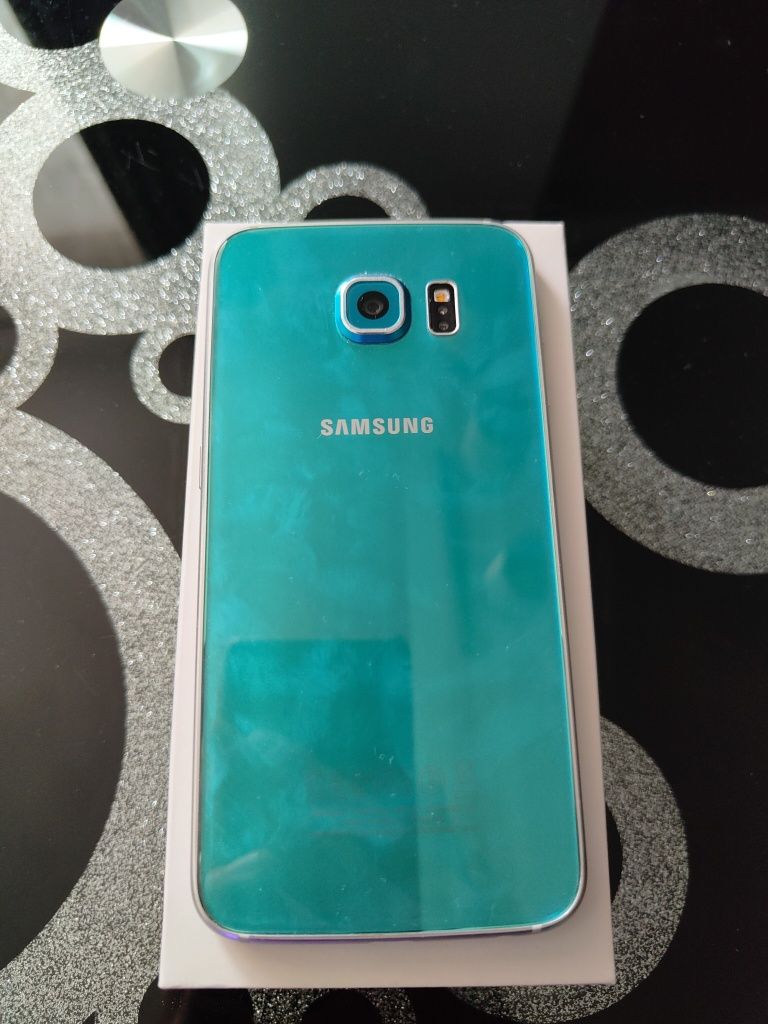 Samsung Galaxy S6 32GB niebieski.