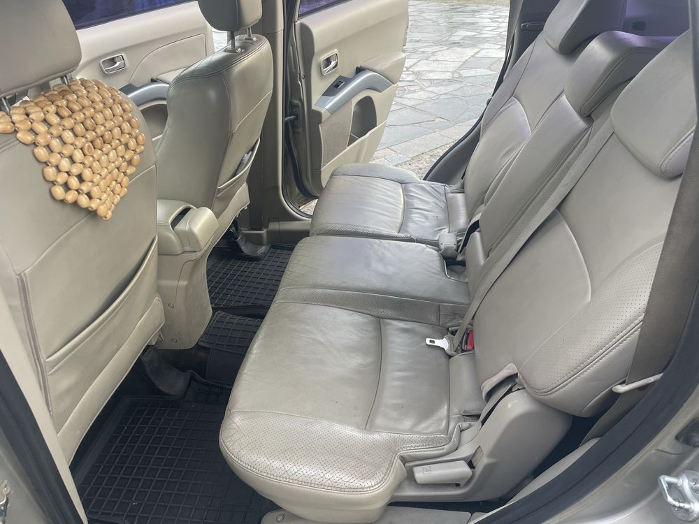 Mitsubishi Outlander 2008